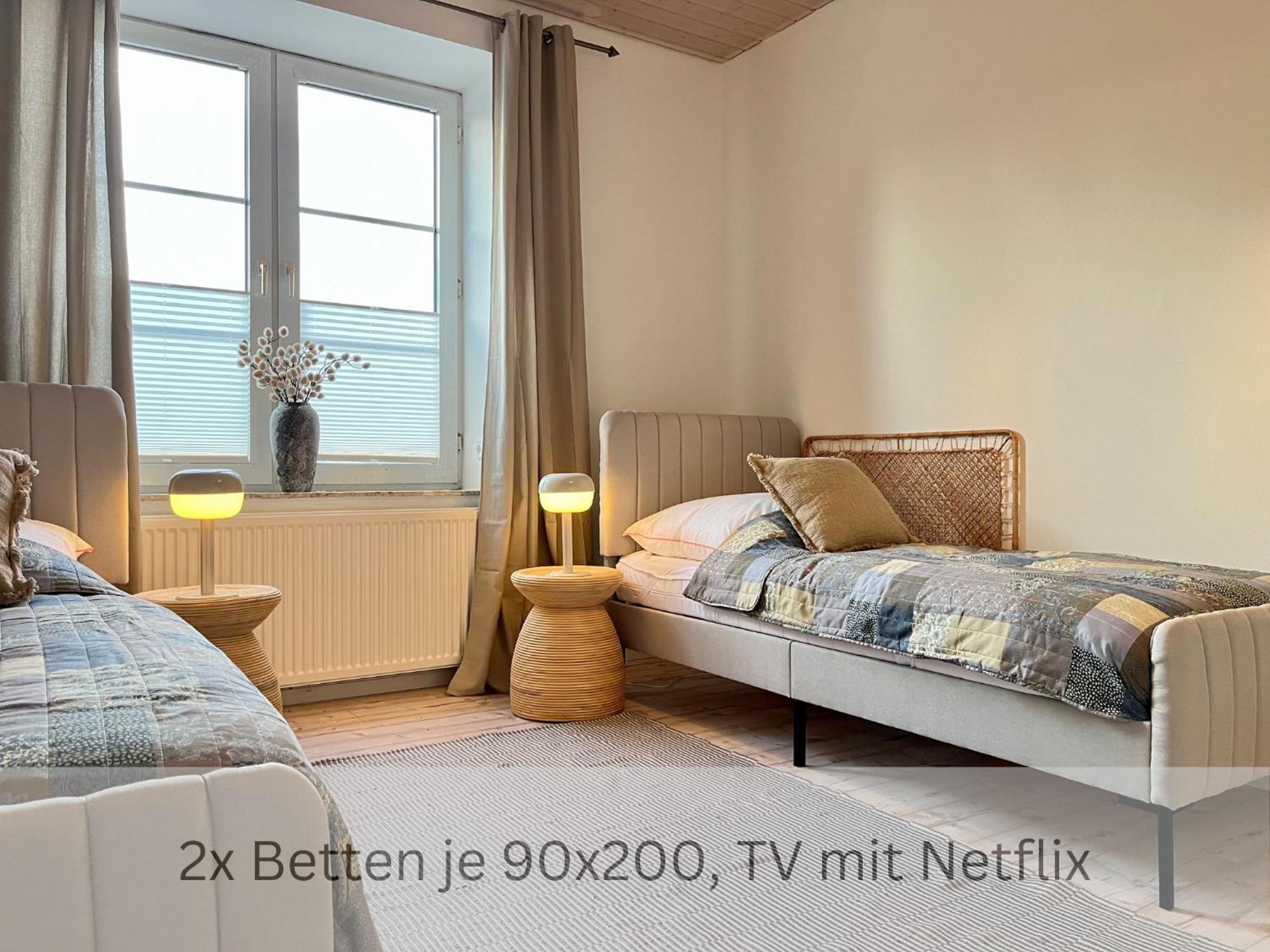 Apartment Perlmutt Mit Balkon 후줌 외부 사진